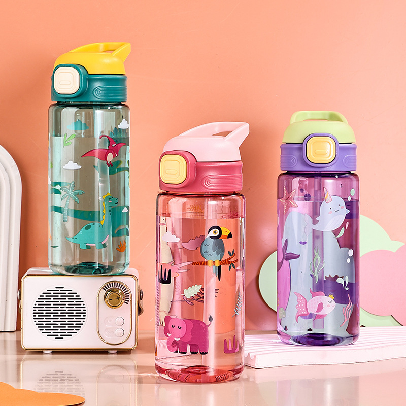 Portable 600ml Leak-Proof Water Bottle for Kids Cartoon-Design Plastic Food Grade Material with Safe Lid Straw